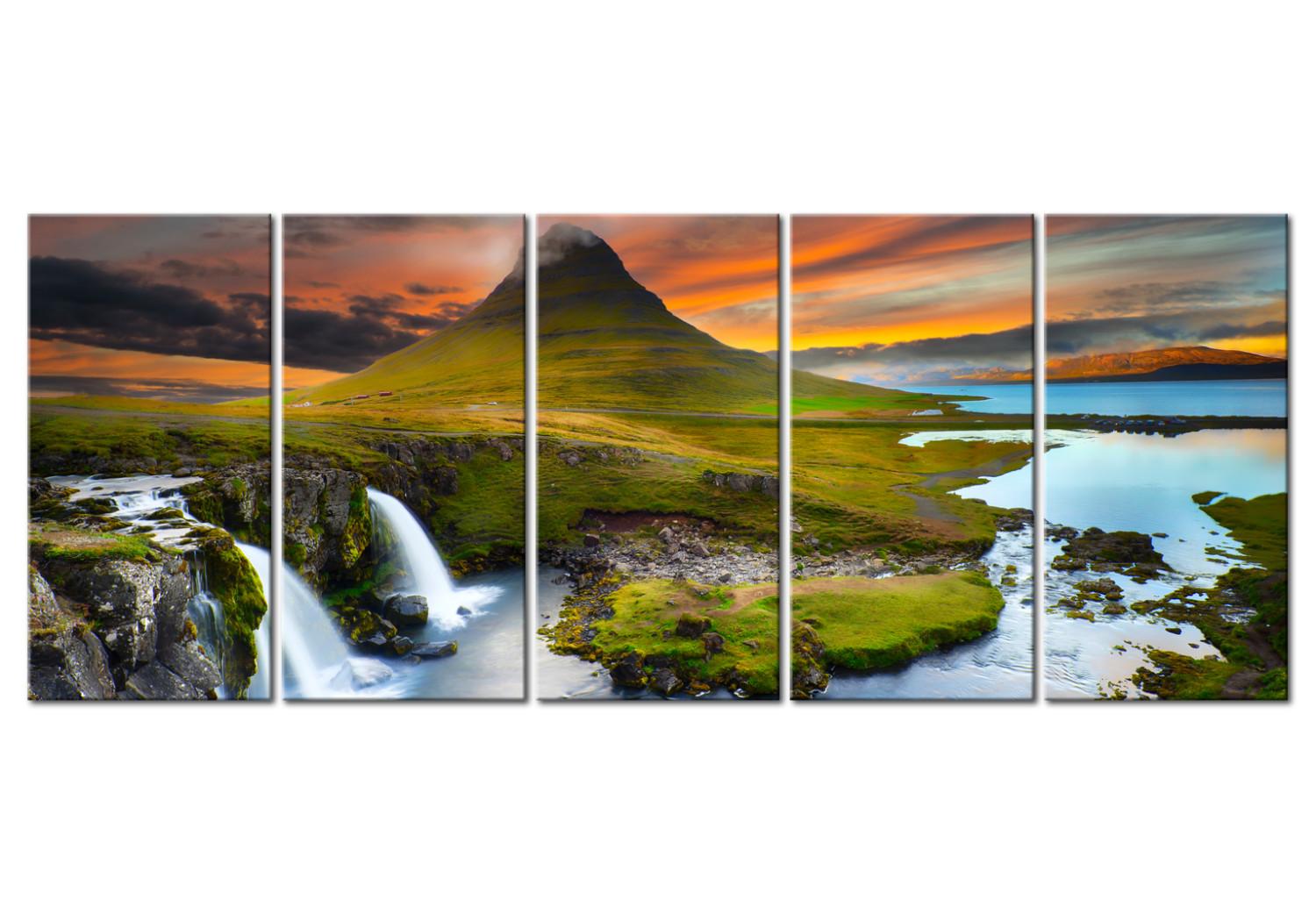 Cuadro decorativo Maravillosa Islandia (5 piezas) - cascada en paisaje verde