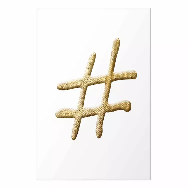 Cartel Hashtag dorado: composición sencilla con letras sobre fondo blanco