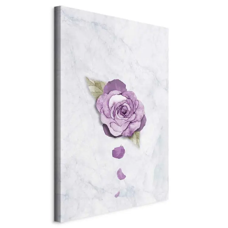 Rosa acuarela - una planta morada sobre un fondo de mármol claro