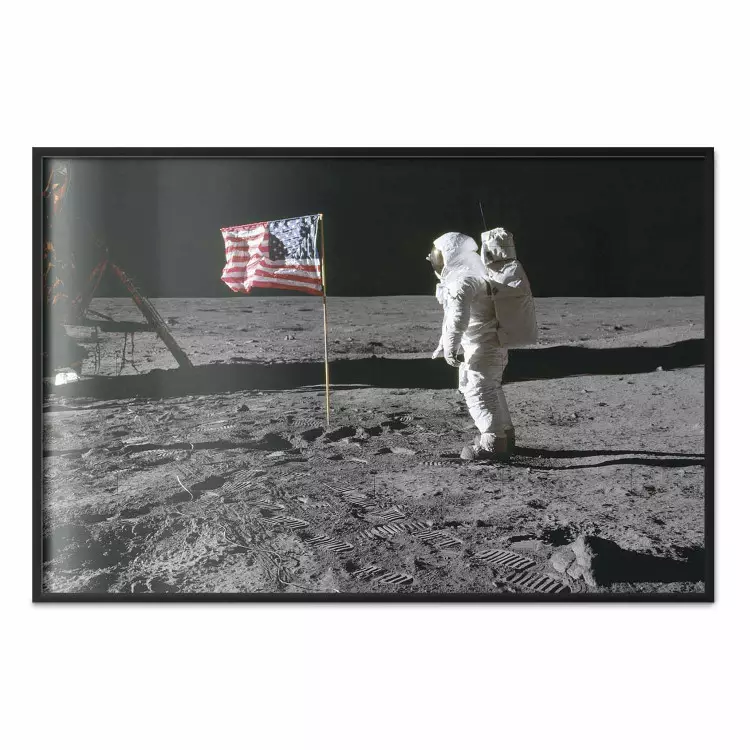 Siempre primeros - hombre en la Luna, bandera estadounidense