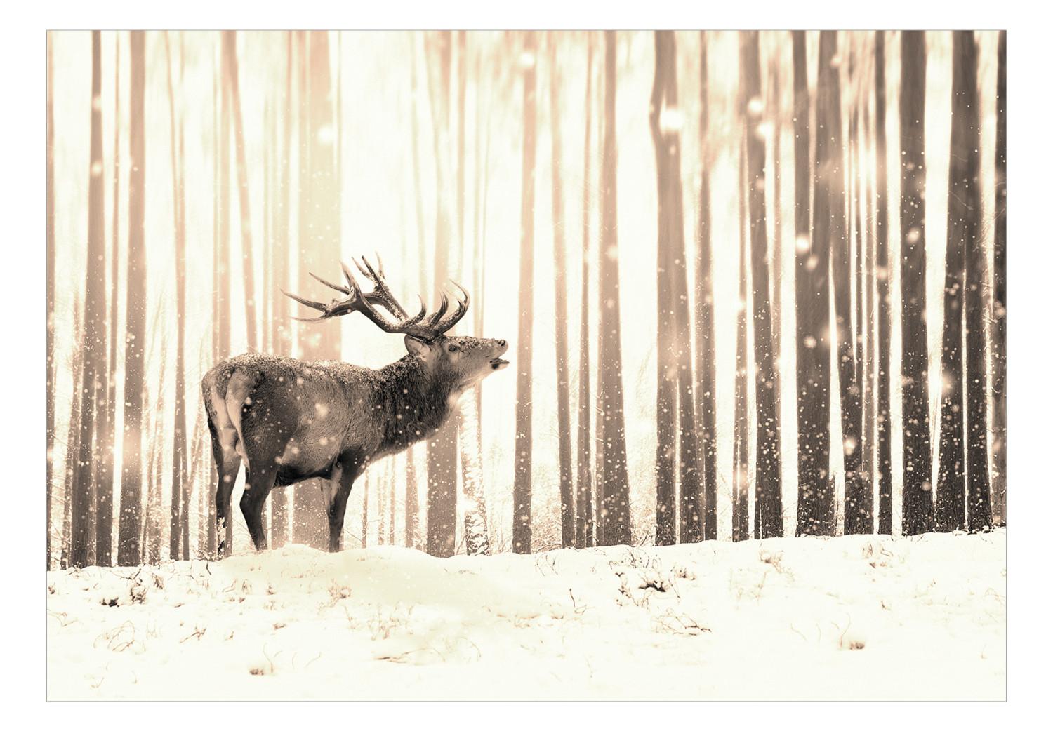 Fotomural a medida Ciervos en el bosque - paisaje forestal de invierno con ciervos sobre fondo de árboles en color sepia