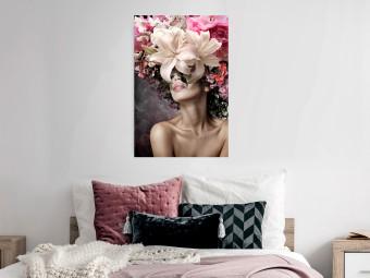 Poster Perfume de sueño - mujer con flores en motivo abstracto