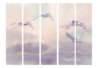 Biombo original Cisnes en vuelo II (5 partes) - animales sobre un fondo celeste