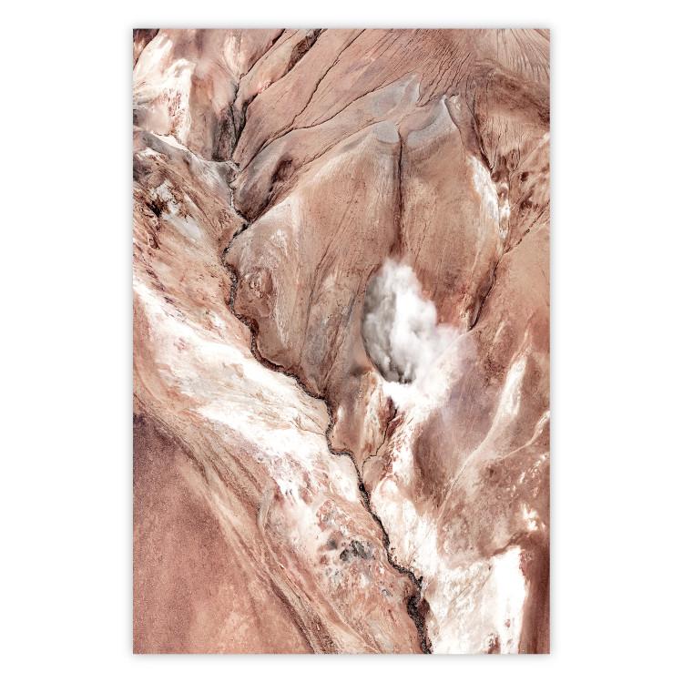 Meandros: paisaje abstracto de rocas claras agrietadas