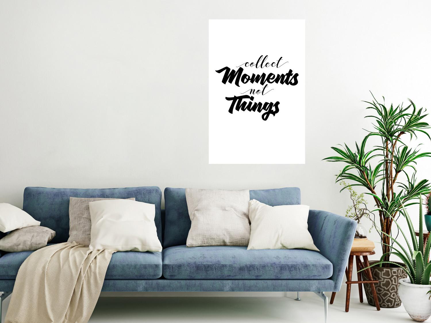 Poster Colecciona momentos, no cosas - letras en inglés sobre fondo blanco