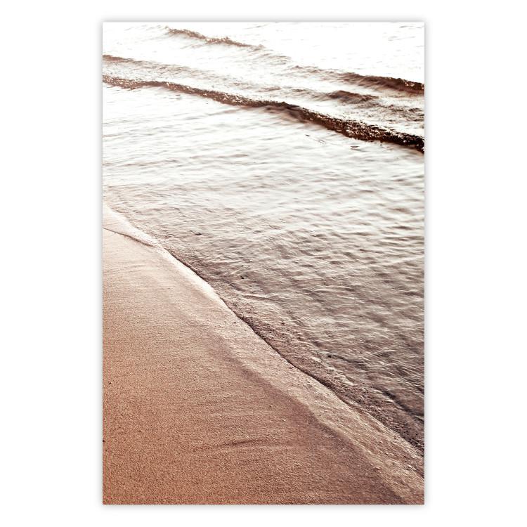 Ritmo de septiembre - paisaje de playa y mar con olas en tonos sepia