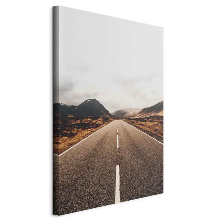 Directo Adelante (unitario) vertical - Paisaje de carretera montañosa