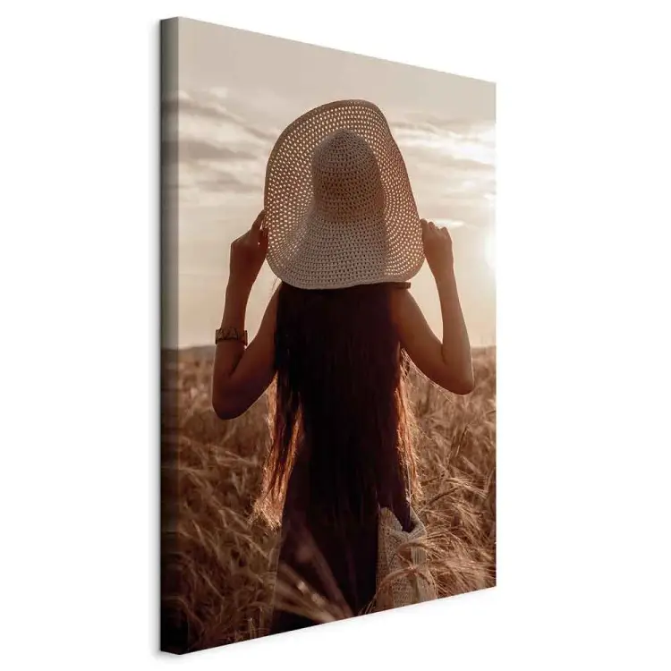 Cosecha tardía vertical - mujer al atardecer