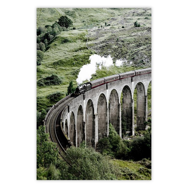 Viaje a través del tiempo - viaducto con tren