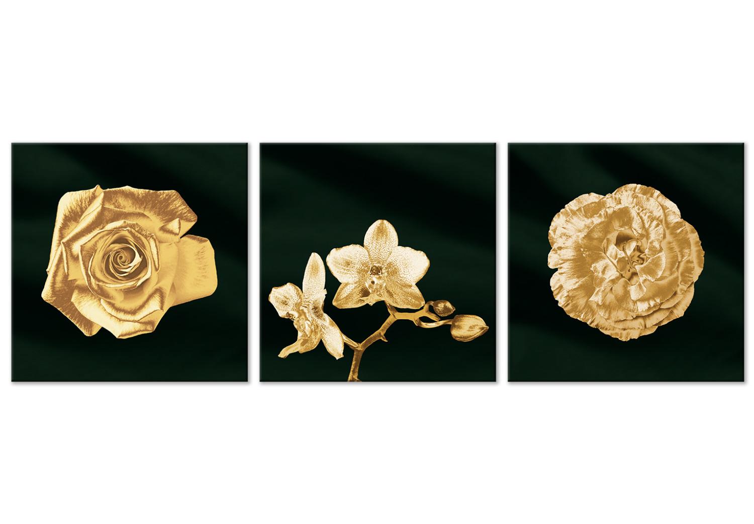 Cuadro decorativo Flores cubiertas de oro - tríptico en estilo glamour, motivos florales