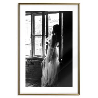 Set de poster Memoria de viaje: paisaje en blanco y negro de una mujer en la ventana