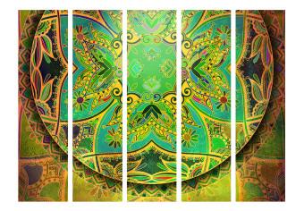 Biombo decorativo Mandala: Emerald Fantasy II (5 partes) - colorido origen étnico