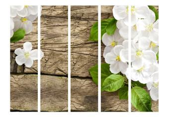 Biombo decorativo Belleza Cruda II - Flores blancas en madera