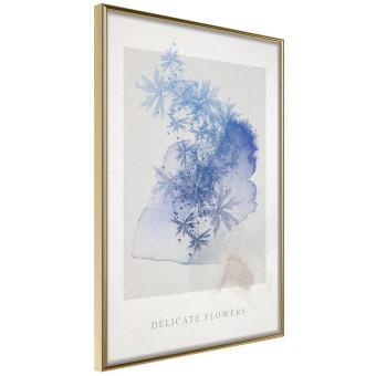Flores delicadas - letra inglesa acuarelada y flores azules