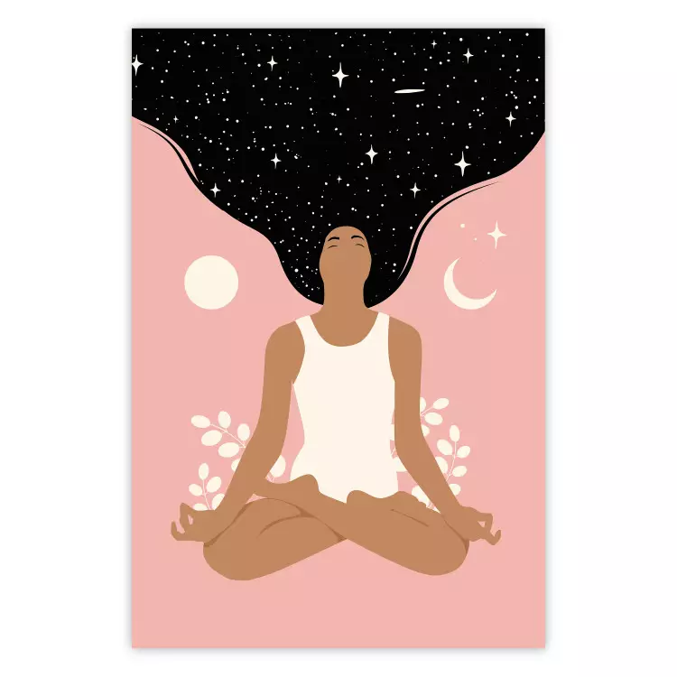 Yoga por la mañana - mujer meditando inmersa en el cosmos oscuro