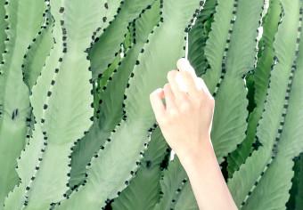 Cuadro Paisaje de cactus (1 parte) - figura femenina y plantas verdes