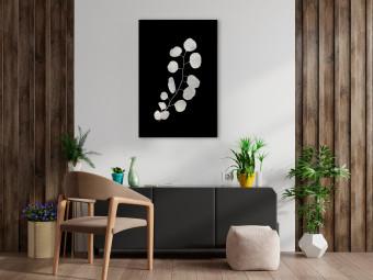 Cuadro decorativo Eucalyptus Twig - Minimalist Plant on a Black Background