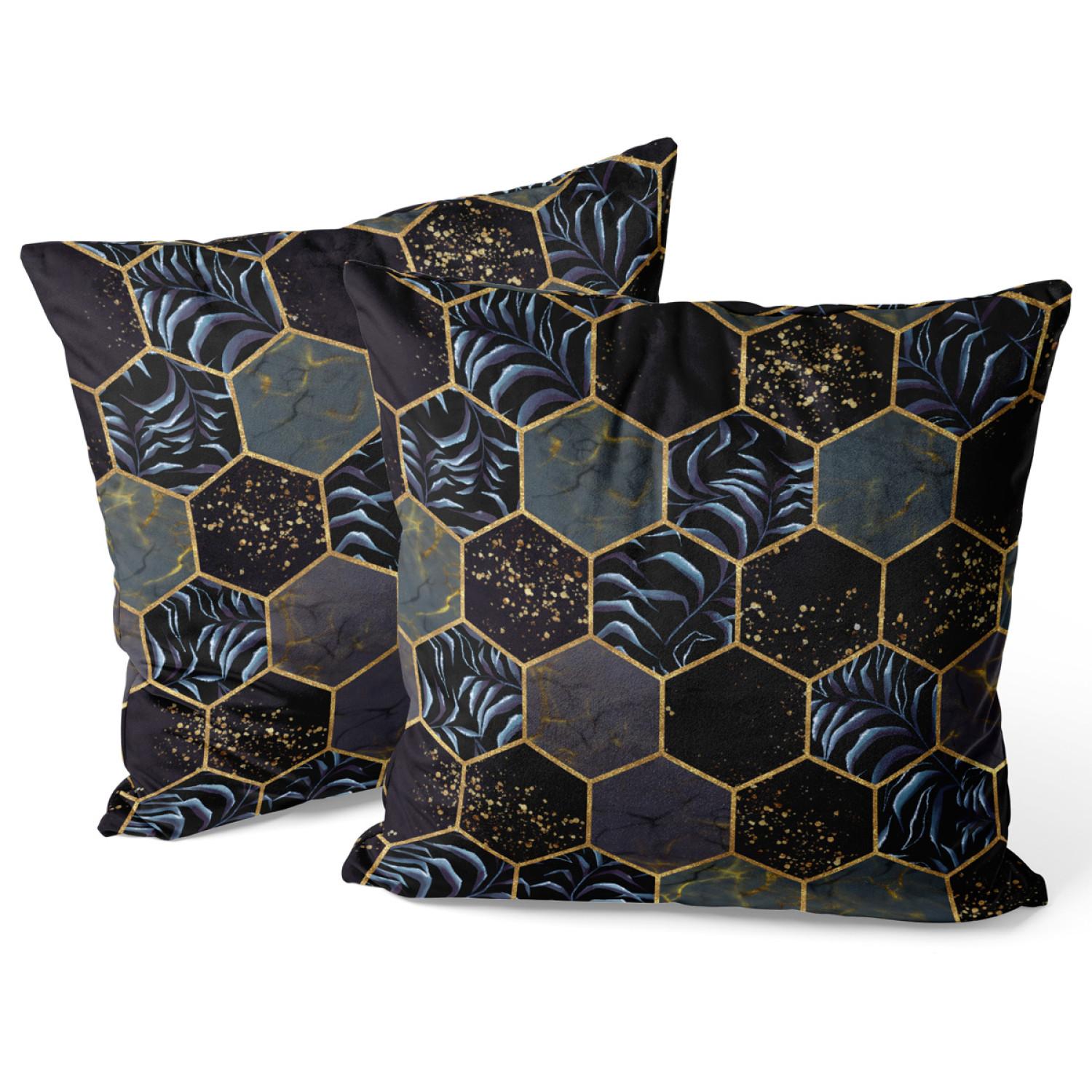 Cojin de velour Floral geometry - hexagons and branches in dark colours