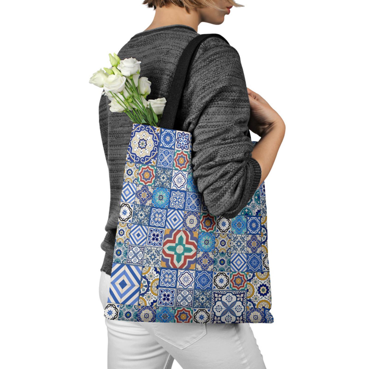 Bolsa de mujer Blue connections - a motif inspired by patchwork ceramics