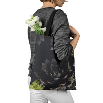 Bolsa de mujer Nocturnal rose - floral composition of succulents with rich detailing