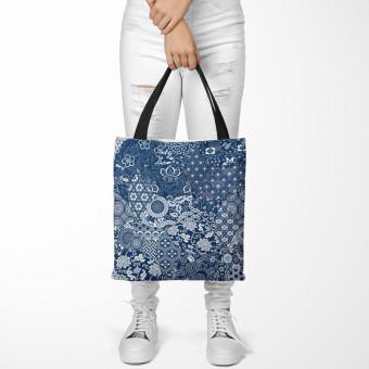 Bolsa de mujer Floral mosaic - composition in shades of blue and white