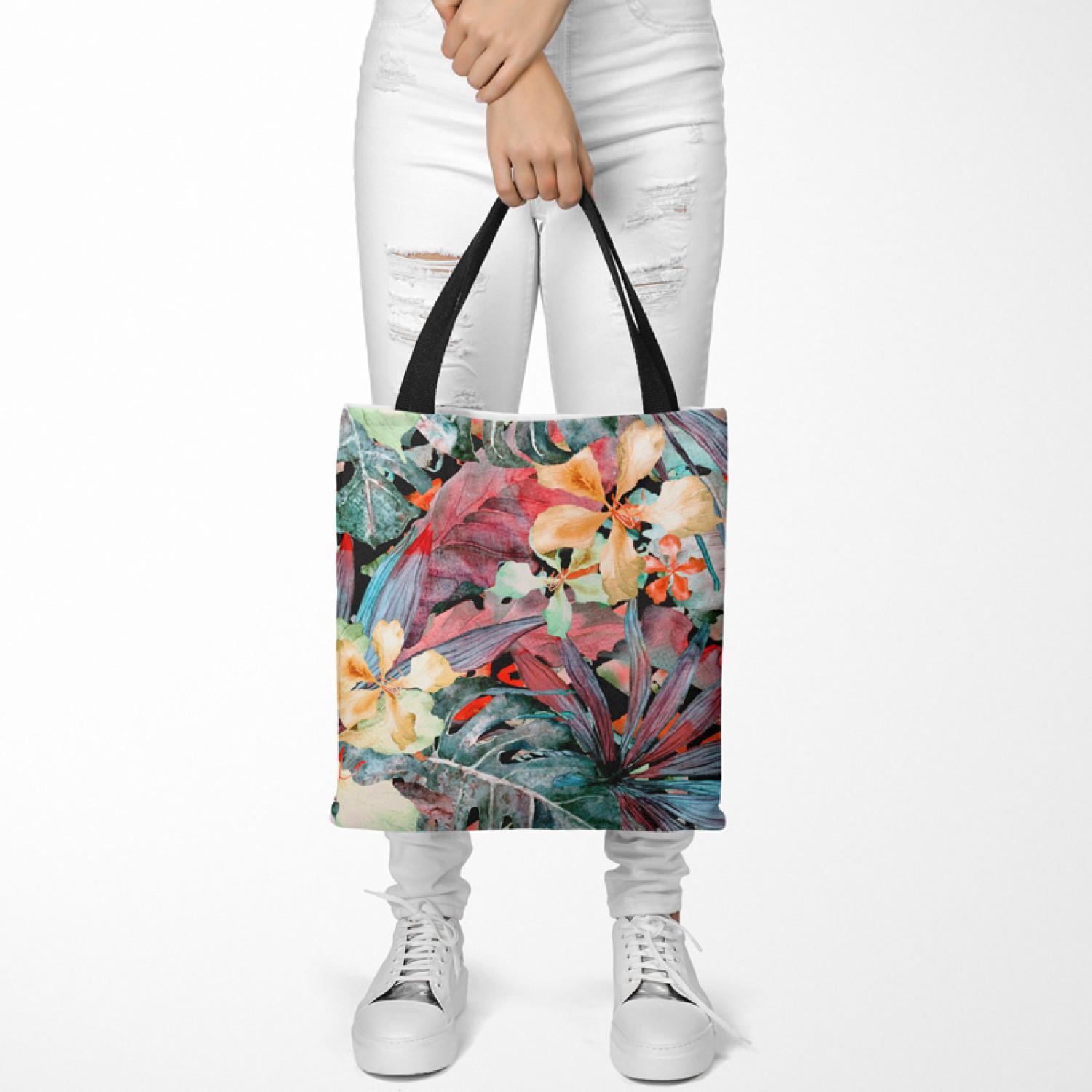 Bolsa de mujer Coloured leaves - subtle floral pattern in watercolour style