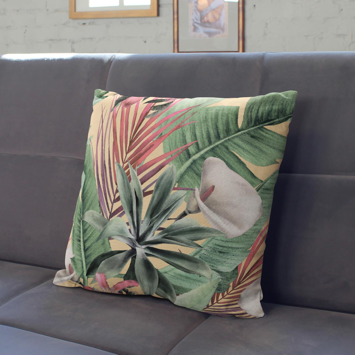 Cojín de microfibra Rainforest flora - a floral pattern with white flowers and leaves cushions