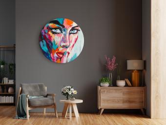 Cuadro redondos moderno Colorful Face - Expressively Painted Portrait of a Woman