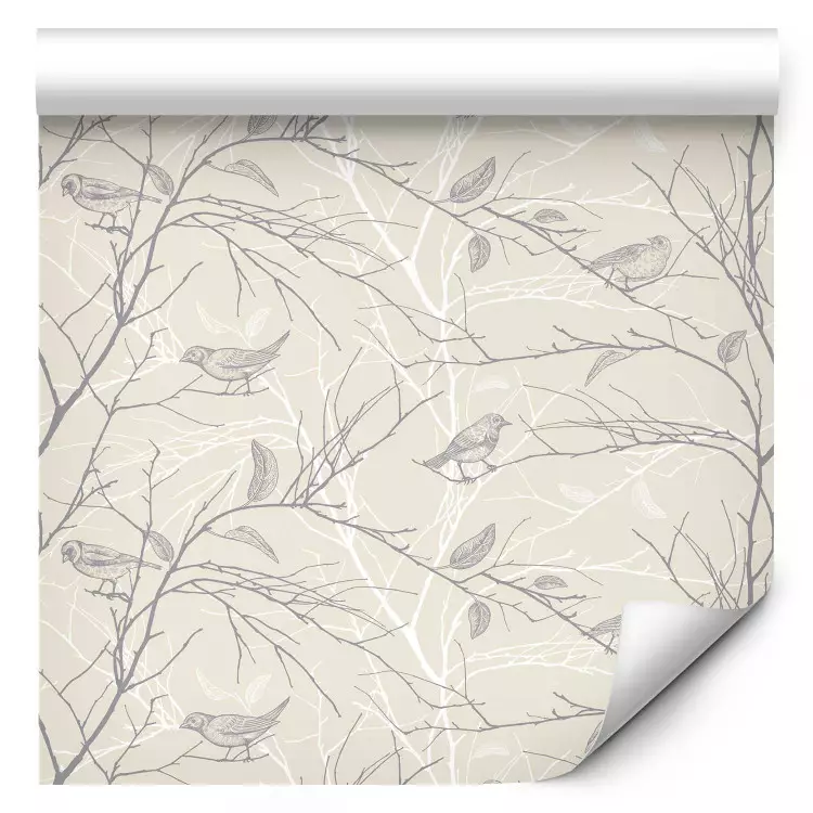 Patrón forestal - pájaros grises en ramas sobre fondo beige