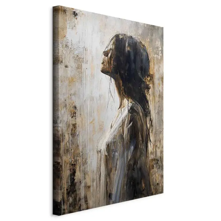Reflejo y sombra: perfil de mujer sobre fondo de acuarela