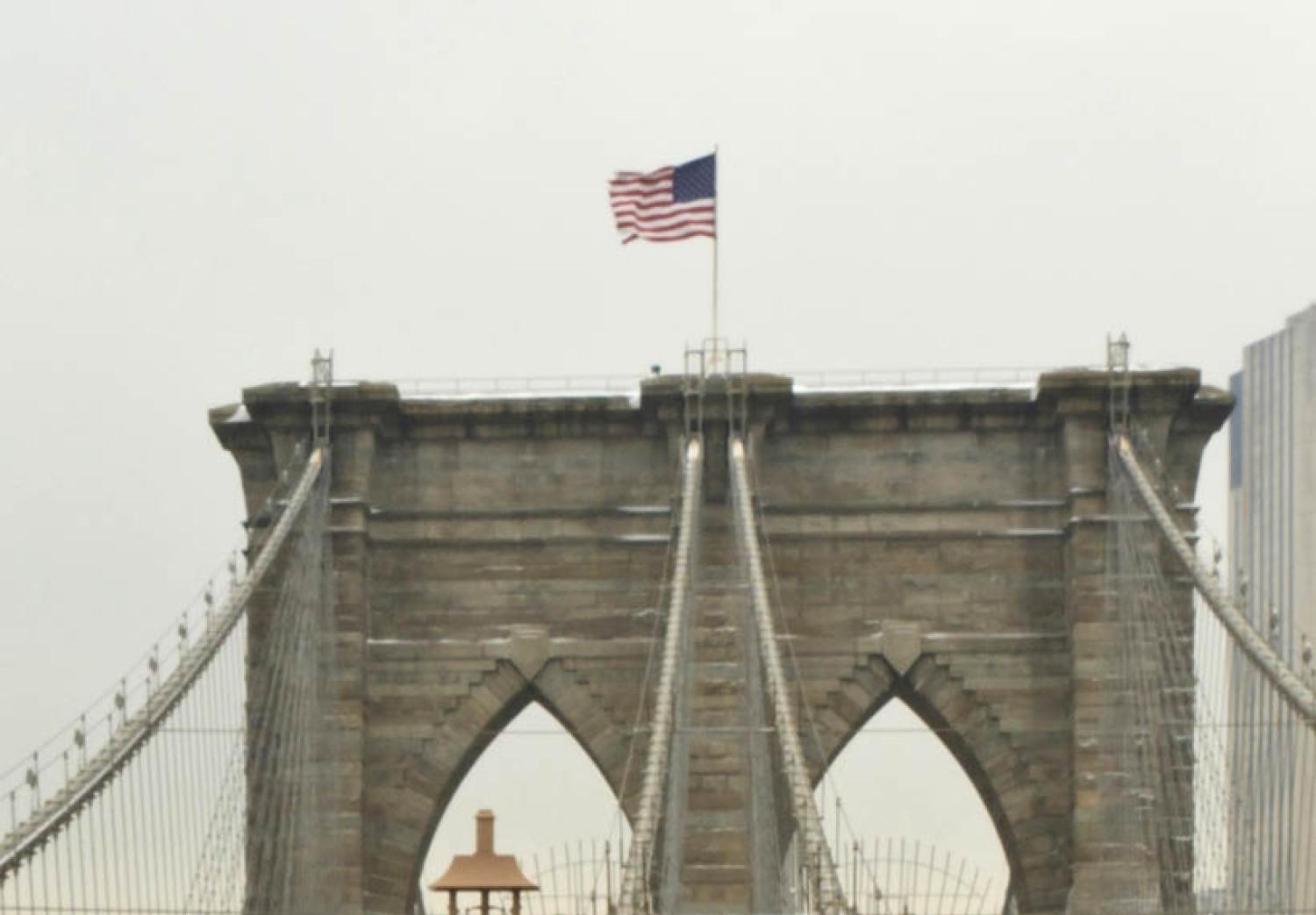Cuadro moderno Bandera sobre el puente