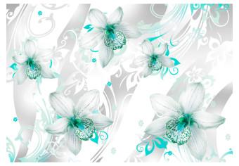 Fotomural decorativo Sonidos de sutileza - flores turquesa en fondo con patrón fantástico