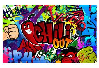 Fotomural a medida Chili out - arte callejero con textos coloridos y pimiento