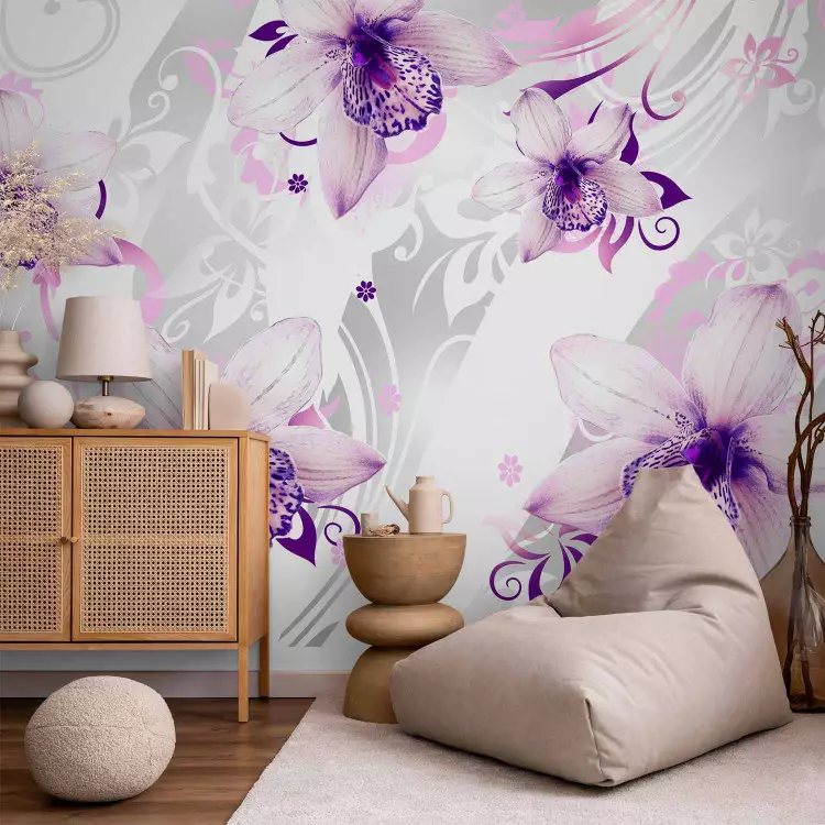 Fotomural decorativo Naturaleza - flores en tonos morados con elementos fantásticos