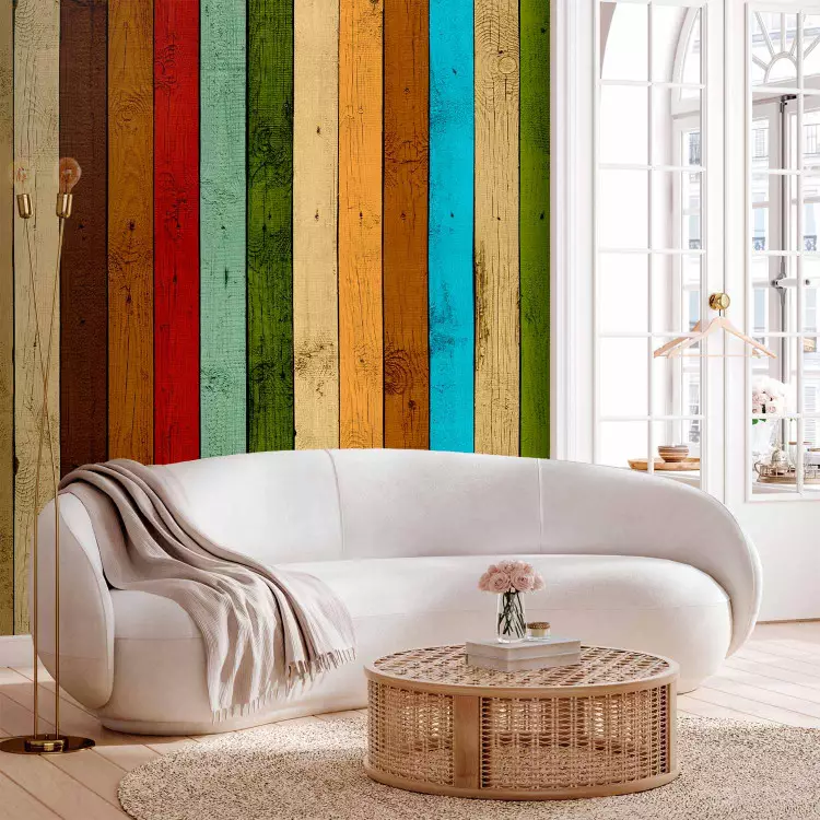 Fotomural a medida Arco iris de madera - tablas de colores verticales pintadas