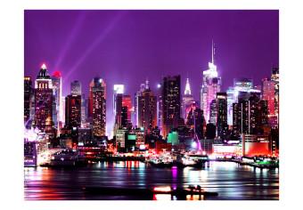 Fotomural a medida Luces de Nueva York - Panorama urbano con acento en tonos de púrpura