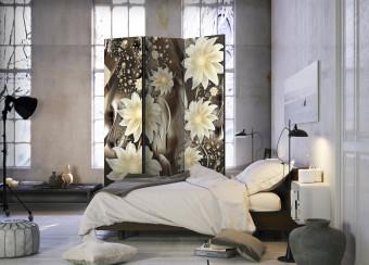 Biombo decorativo Profundidad marrón - flores blancas fondo ondas abstractas marrones