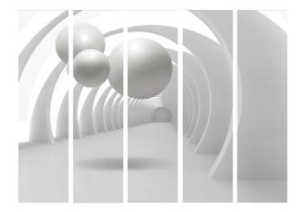 Biombo Túnel blanco II - figuras geométricas abstractas en espacio blanco