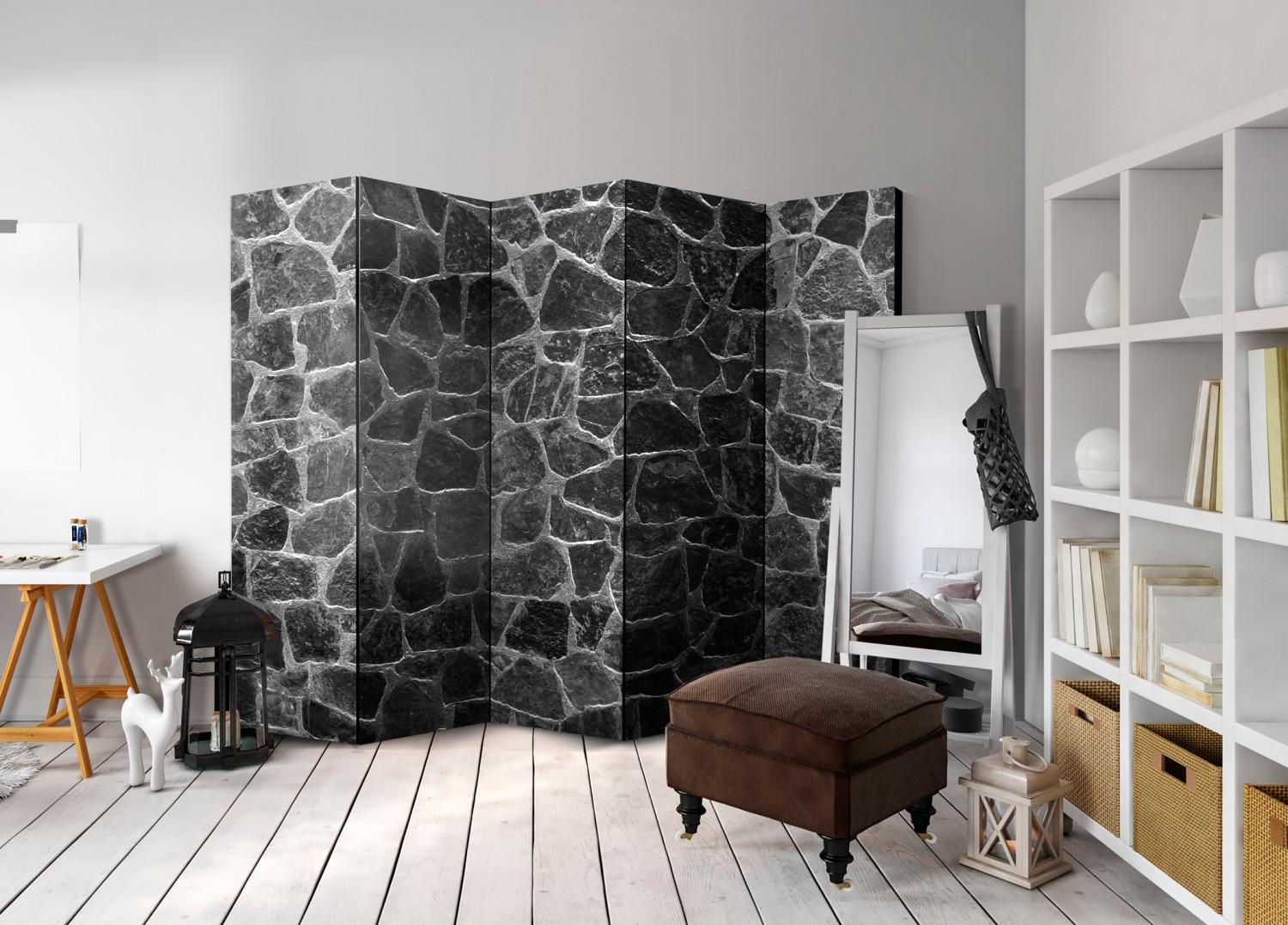 Biombo decorativo Black Stones II - textura arquitectónica negra de baldosas de piedra