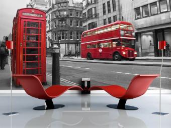Fotomural decorativo Londres: un autobús rojo y una cabina telefónica