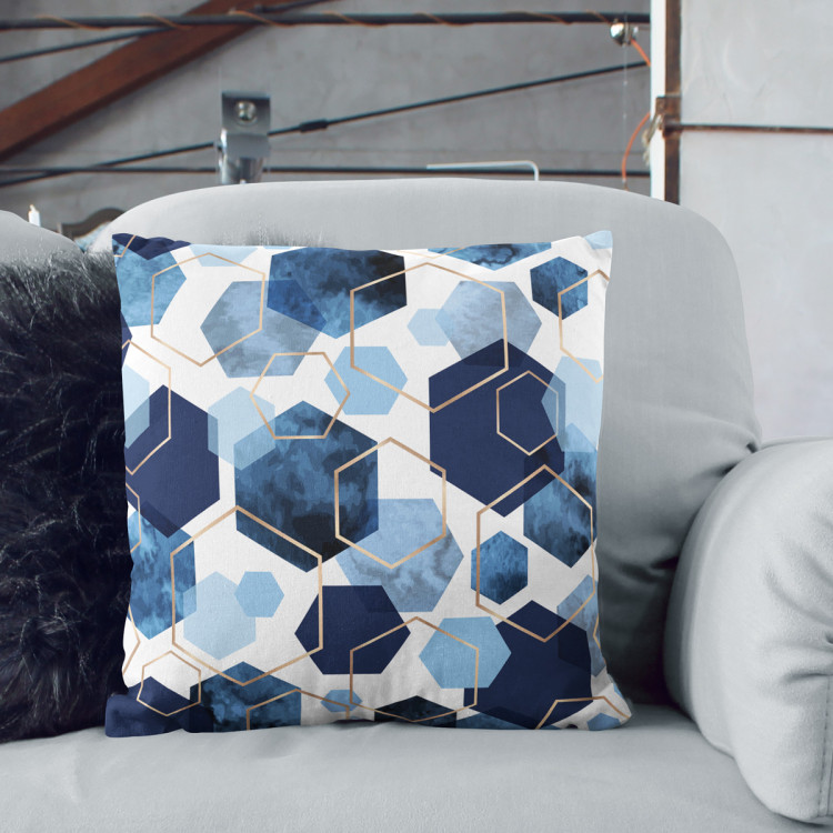 Cojín de microfibra Elegant hexagons - geometric motifs shown on a white background cushions 146921 additionalImage 5