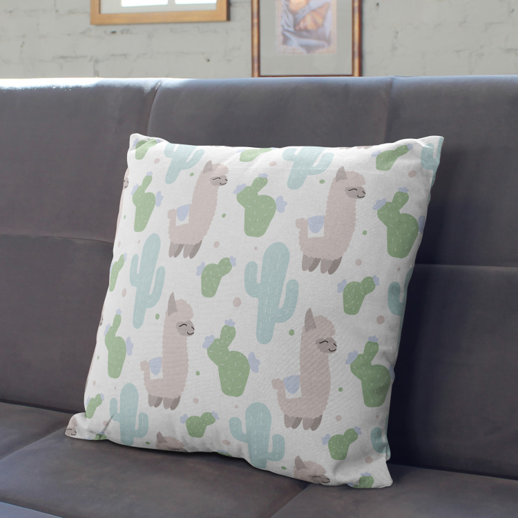 Cojín de microfibra Frisky llamas - composition with a cactus theme on a white background cushions 147023 additionalImage 3