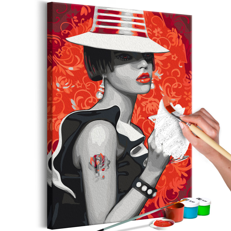 Cuadro numerado para pintar Gangster Girl - Woman With a Hat and a Drink on a Red Background 144135 additionalImage 3